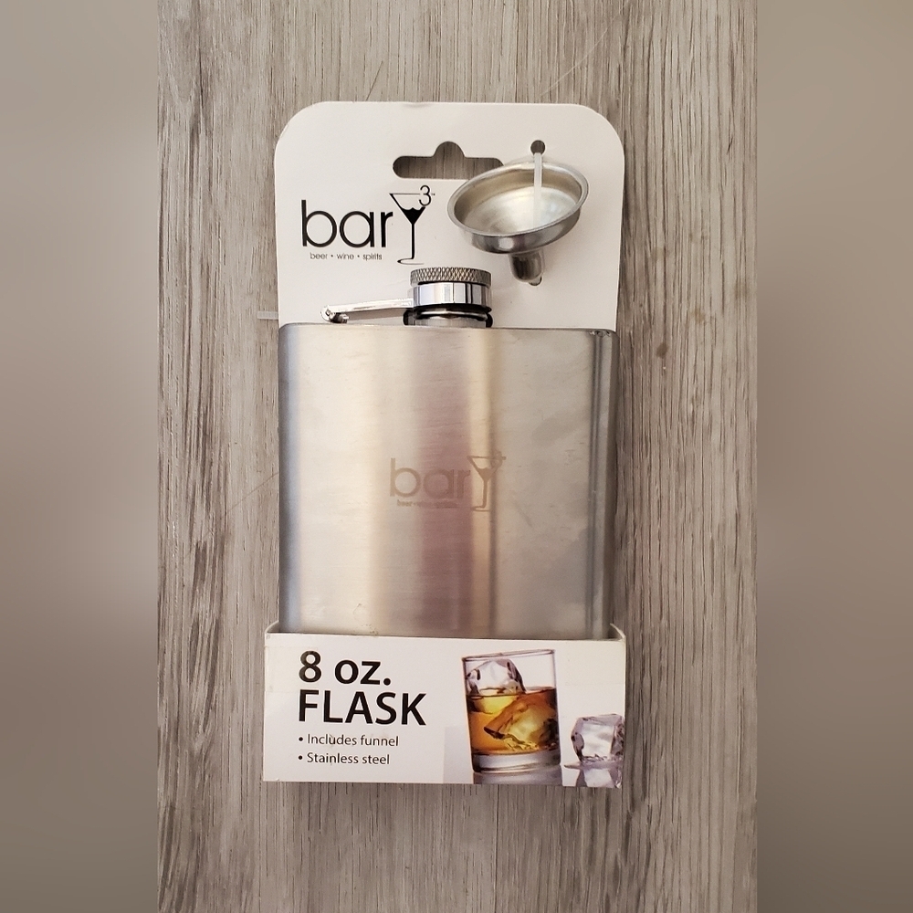 💚5/$25 Bar3 Stainless Steel Flask with Funnel 8oz New In Package